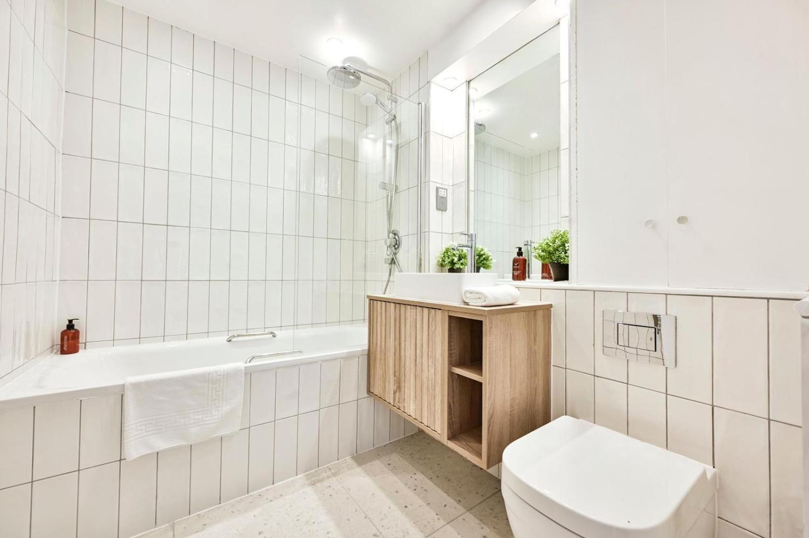 Amazing 3 Bed Apartment Great Portland Street Londres Extérieur photo